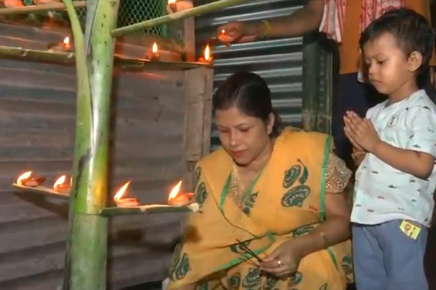 People in Guwahati celebrate Diwali by paying tributes to singer Zubeen Garg