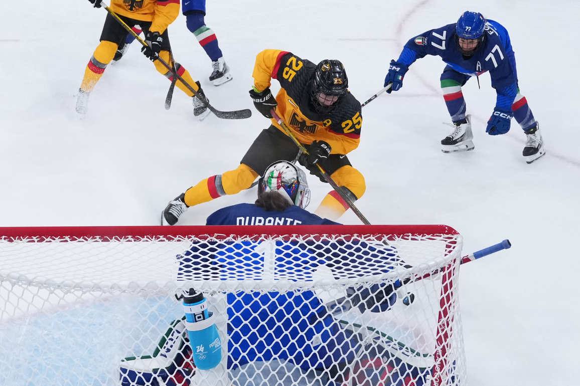 (MICO2026)ITALY-MILAN-OLYMPIC WINTER GAMES-ICE HOCKEY-WOMEN-PRELIMINARY-GER VS ITA