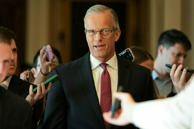 US Senate freezes 500% Russia tariff bill  Republican leader