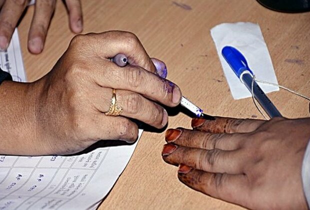 EC writes to Delhi CEO, emphasises steps for free and fair assembly polls