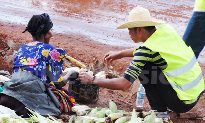 How Chinese grapple with language barrier in rural Uganda How Chinese grapple with language barrier in rural Uganda
