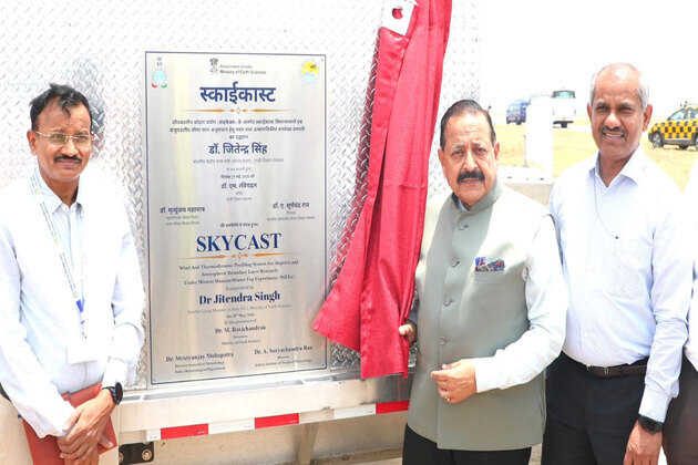 Jitendra Singh inaugurates India's first 'SkyCast' System at IGI Airport, says India has entered a new era of fog-free, weather-smart aviation