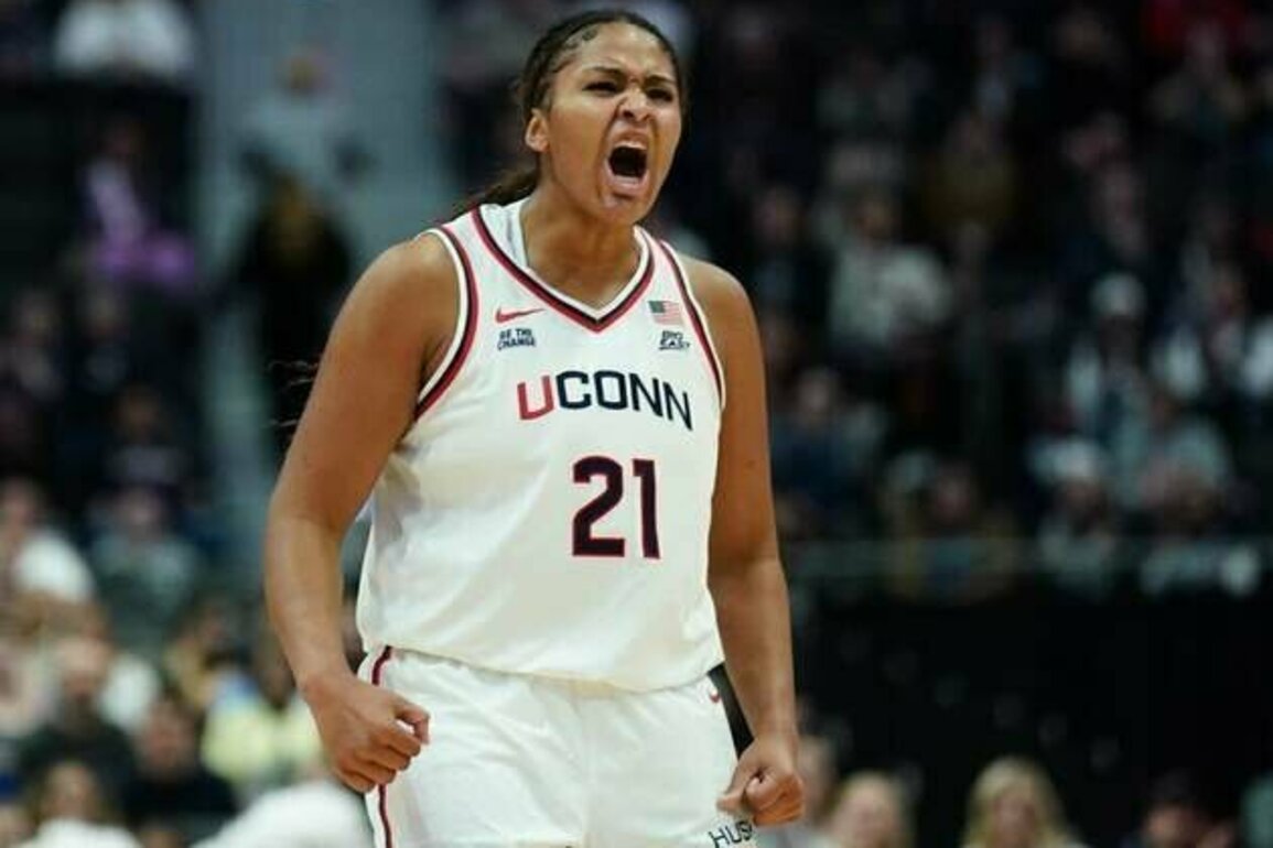 UConn remains No. 1 after narrow win against Michigan