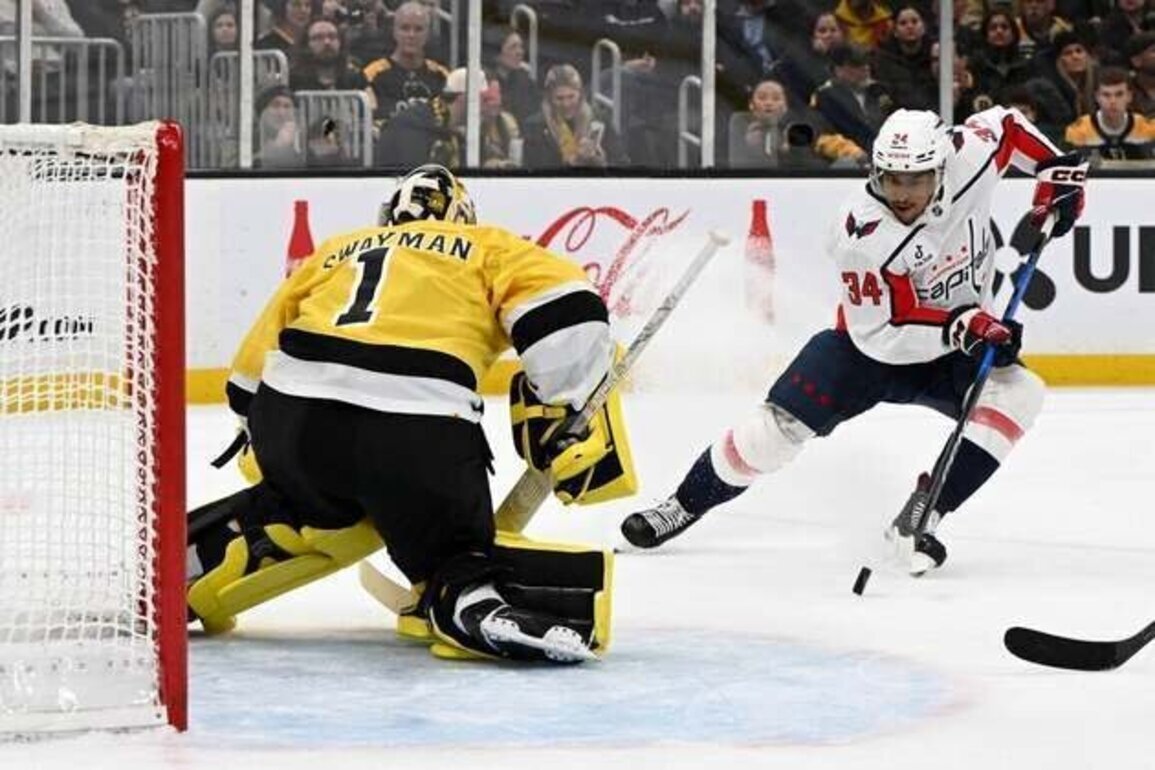 Bruins get 12th straight home win over Capitals