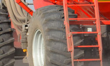  A GRDC funded trial in the Mallee will be looking at precision and conventional seeders. Picture Mark Saunders.