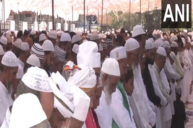 People offer prayers at several places in Uttar Pradesh, celebrate Eid al-Adha