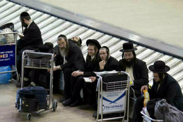 German airline accused of booting all Jewish passengers off flight