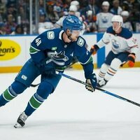 Elias Pettersson, Canucks set to turn page in opener vs. Flames
