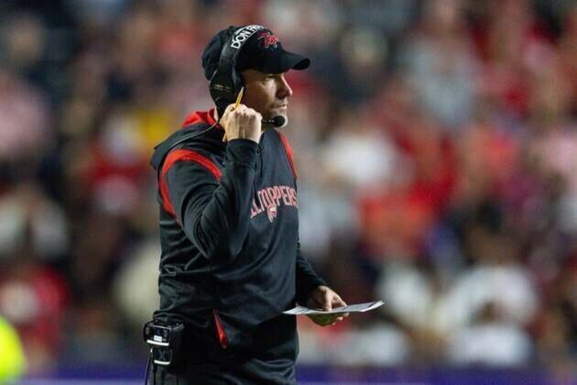 Western Kentucky rallies late to top Southern Miss in New Orleans Bowl