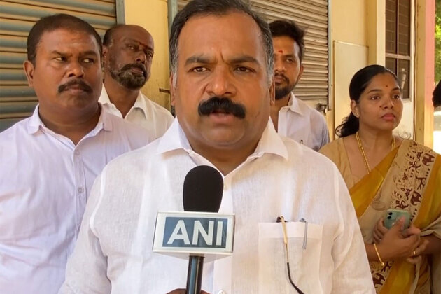 "Hope that BJP-AIADMK candidate gets rejected": Congress MP Manickam Tagore on Tamil Nadu elections
