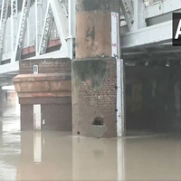 Delhi: Yamuna River flows below danger level mark