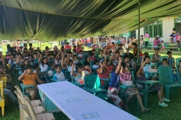 Army brings book donation drive to remote Northern Samar school
