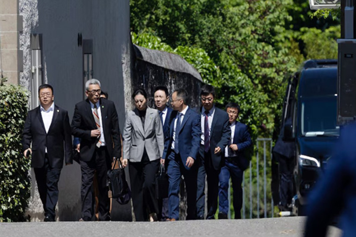 US and China hold 10-hour tariff talks in Geneva, to resume on Sunday