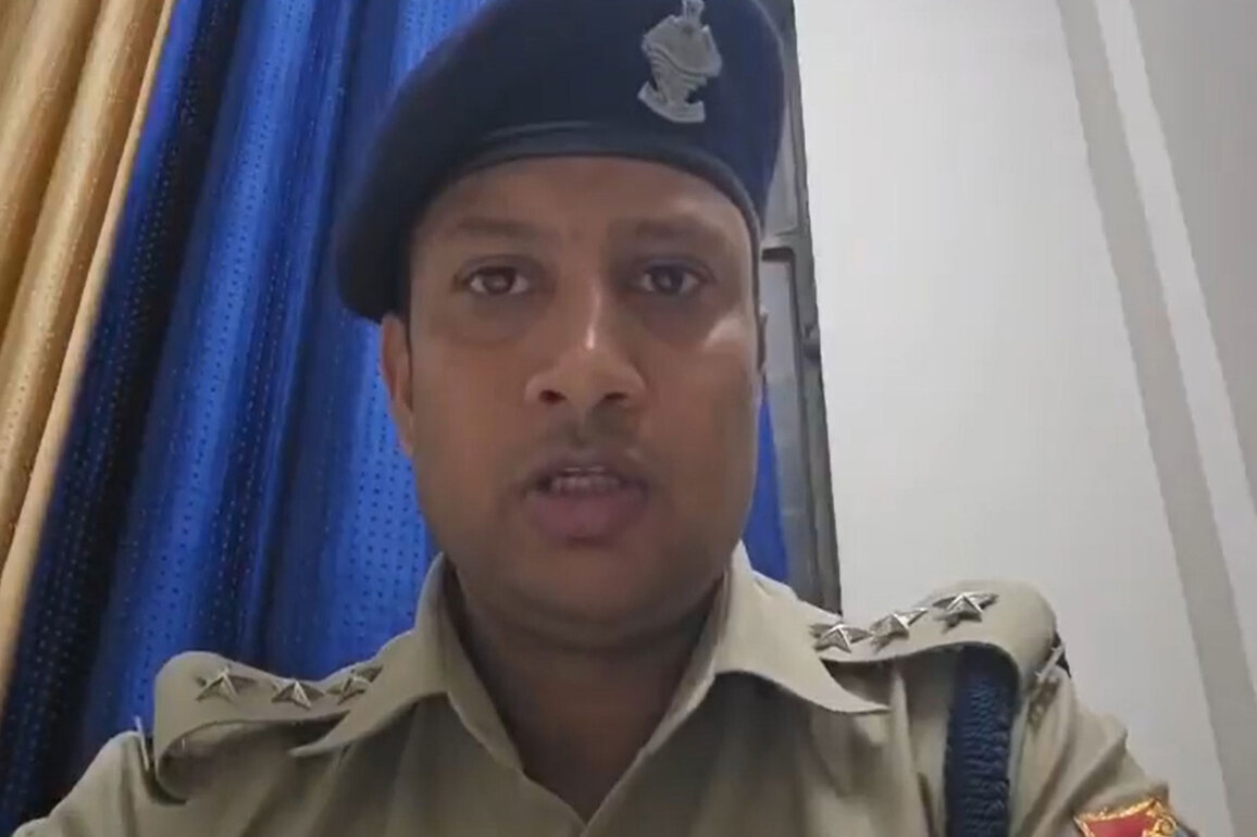 Dehradun police recover over Rs 1.5 crore cash from hidden vehicle compartment during checking, IT probe underway