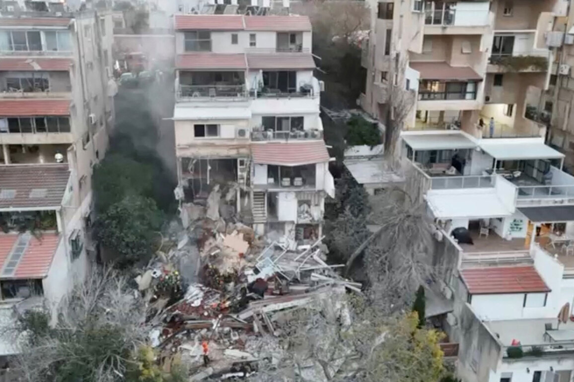Israel: 2 dead, 2 missing after missile strike on Haifa residential building