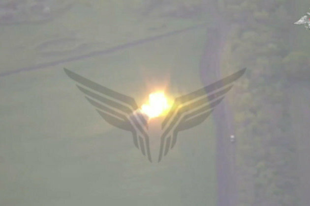 Russian drone destroys Ukrainian HIMARS launcher - MOD (VIDEO)