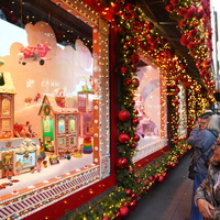 Inflation, skepticism cloud U.S. holiday shopping as Black Friday approaches