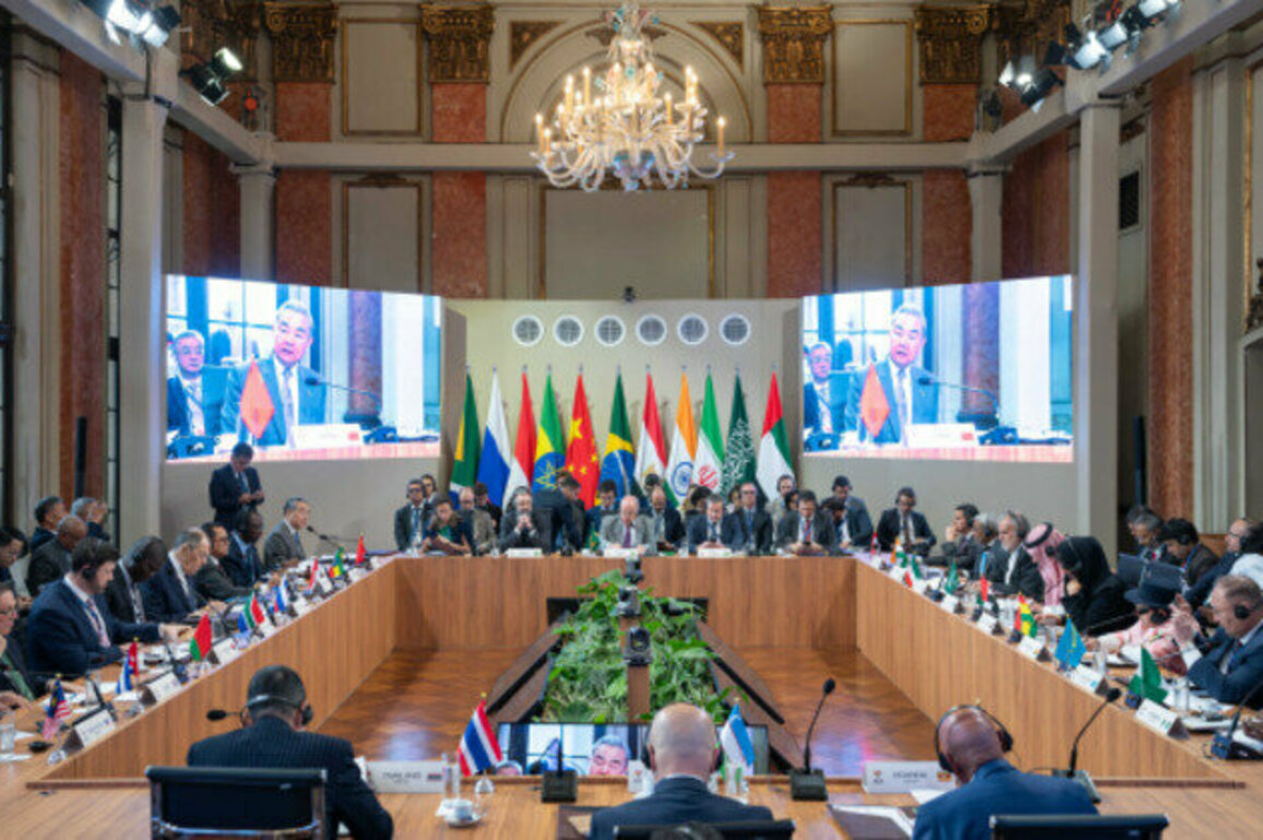 Why is the BRICS mechanism gaining global popularity?