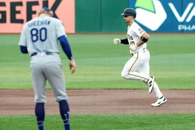 Pirates' surge continues with shutout of Dodgers