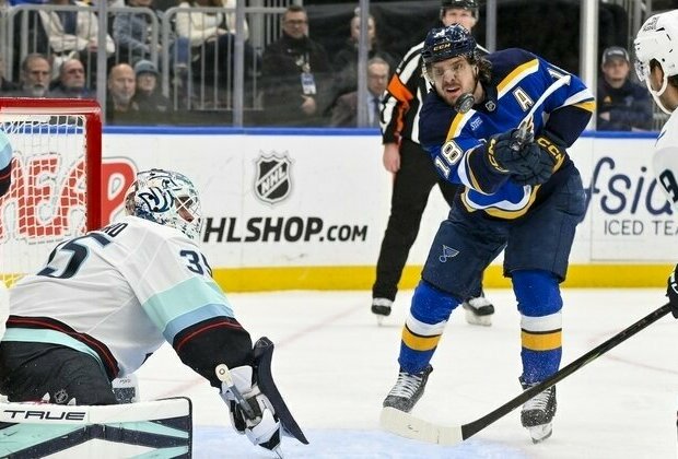 Kings hope home cooking solves woes as Blues visit