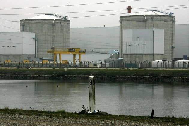 France Takes First Steps to Reduce Nuclear Energy Dependence