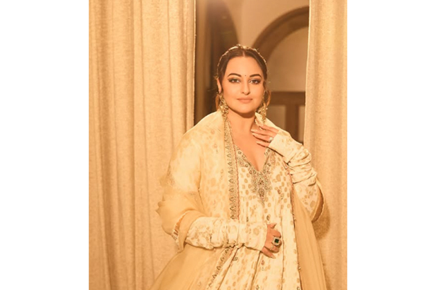 "World record holder for longest pregnancy in human history...": Sonakshi Sinha gives hilarious response to her pregnancy rumours