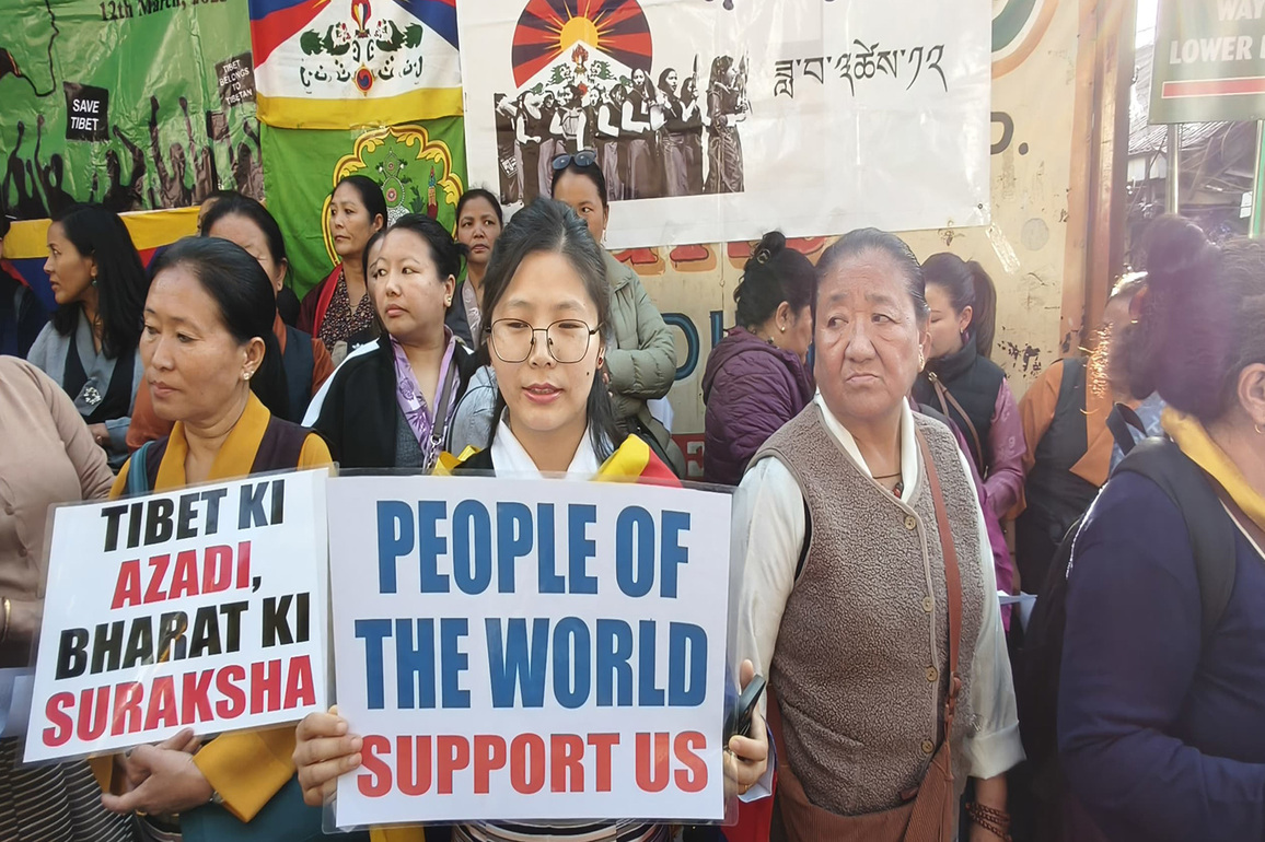 Tibetan women hold a peace protest in Shimla to mark the 67th Tibetan women's national uprising day