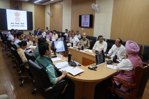 Delhi Home Minister Ashish Sood chair high-level meeting over Malviya Nagar fire incident