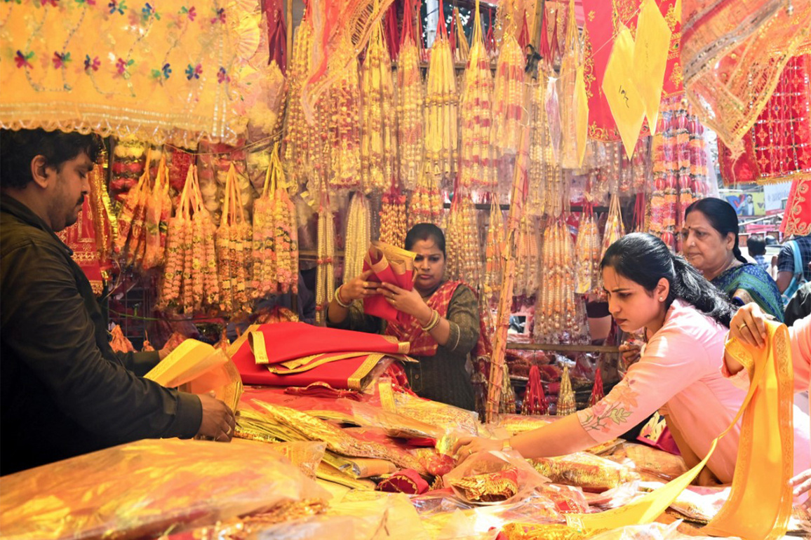 Consumer spending expected to touch Rs 14 lakh crore this festive season: BoB Report