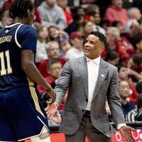 Georgia Tech, Notre Dame meet to fight way out of ACC basement