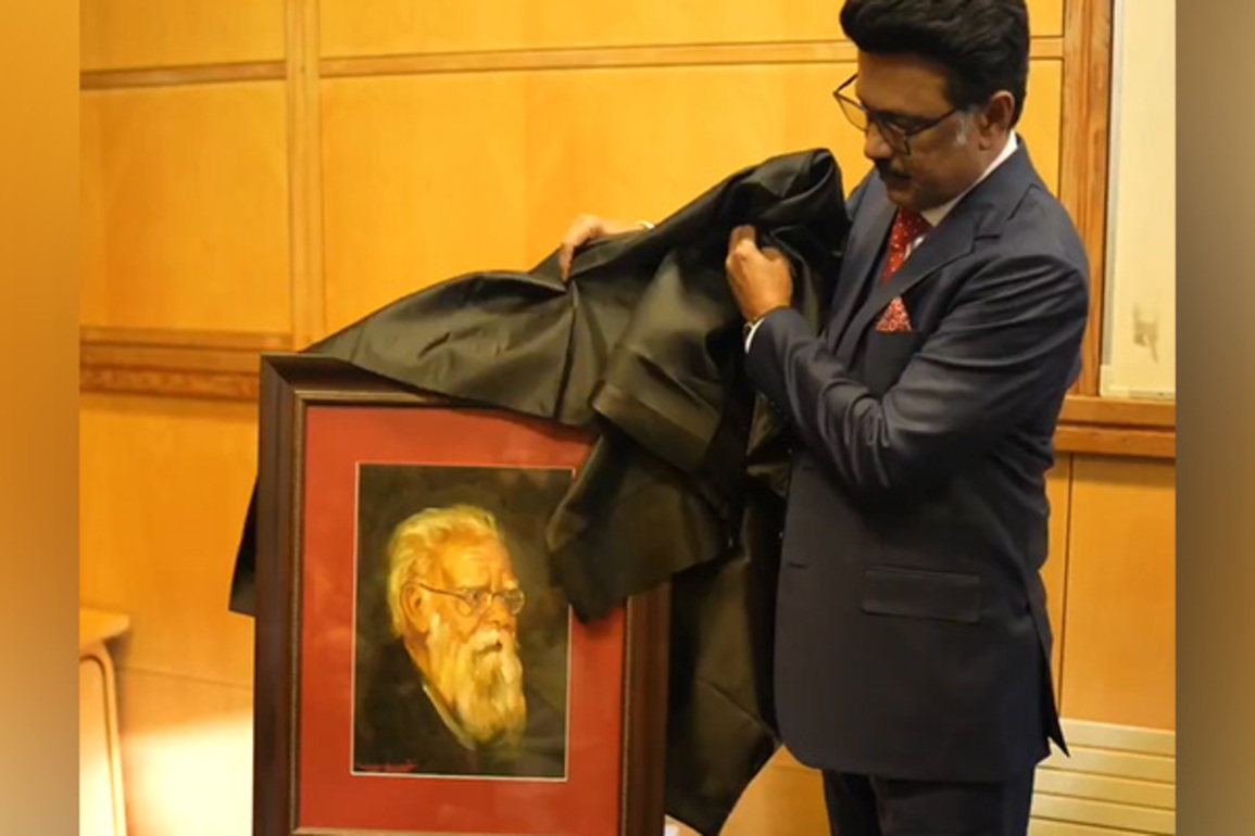 "Periyar's rationalist light now shines across the world": Tamil Nadu CM Stalin unveils Periyar portrait at Oxford University