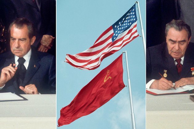 The time the U.S. flag flew over the Kremlin