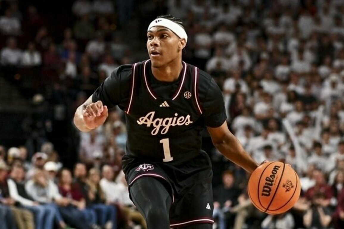 With 'family' approach, No. 22 Texas A&M takes on LSU