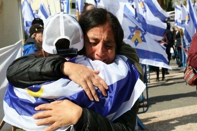 Nearly half of young Israelis show signs of war-related PTSD