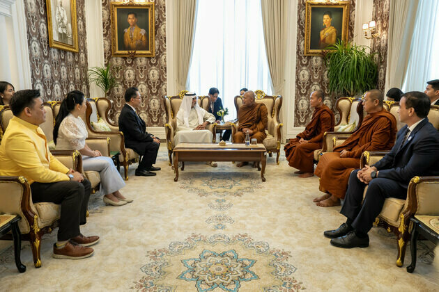 Nahayan bin Mubarak meets Chief Monk of Nah Luang Temple at Royal Thai Embassy in Abu Dhabi