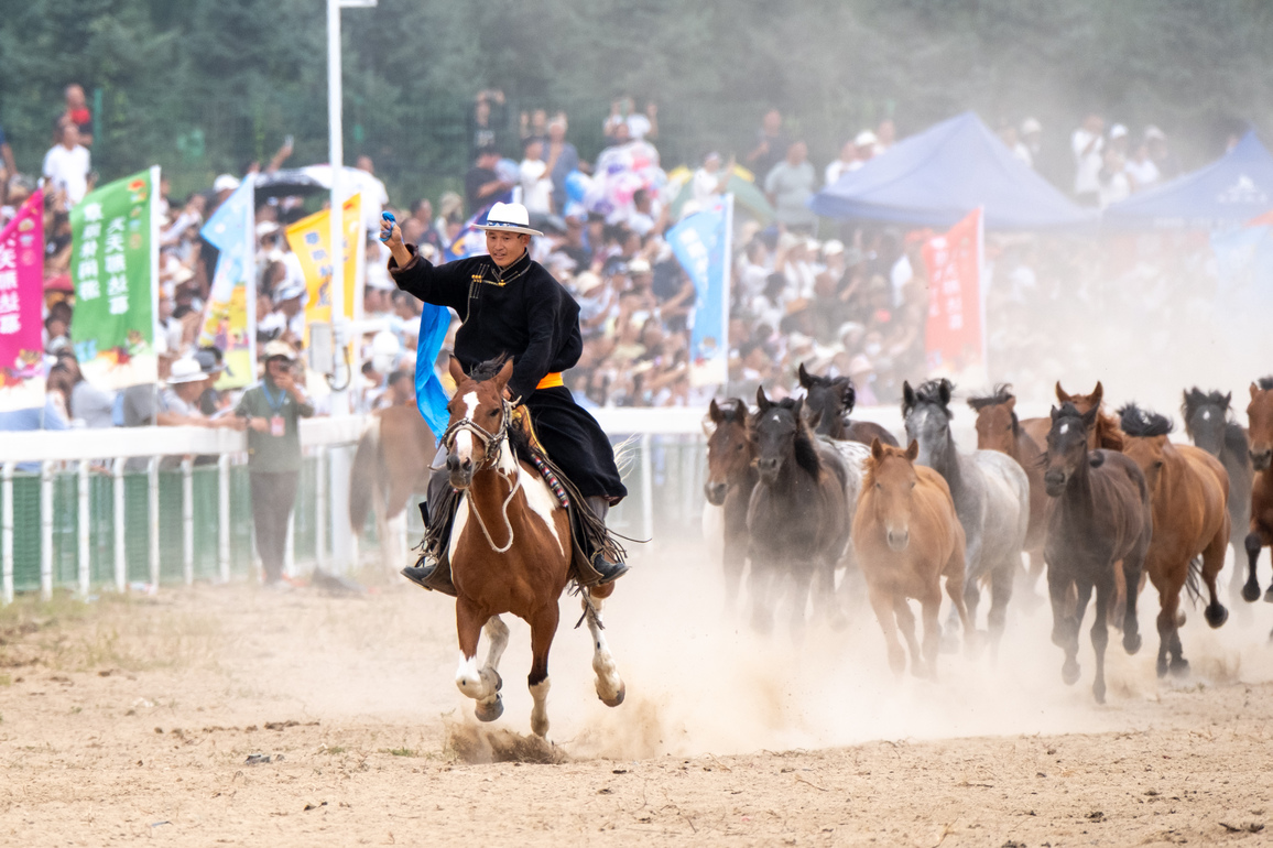 CHINA-INNER MONGOLIA-HINGGAN LEAGUE-NADAM FAIR (CN)