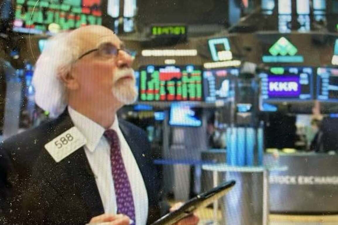 Soft day on Wall Street Friday, Dow Jones edges up 32 points