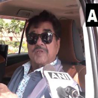 "Shocking": TMC MP Shatrughan Sinha over expulsion of Tej Pratap Yadav from RJD