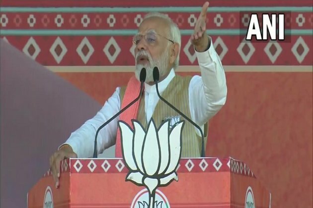 "I have no aukat, let's discuss Gujarat's ..." PM Modi dares Congress to a face-off