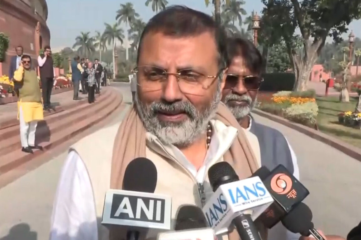 Nishikant Dubey slams Rahul Gandhi, says Amit Shah 'washed' his arguments in Lok Sabha