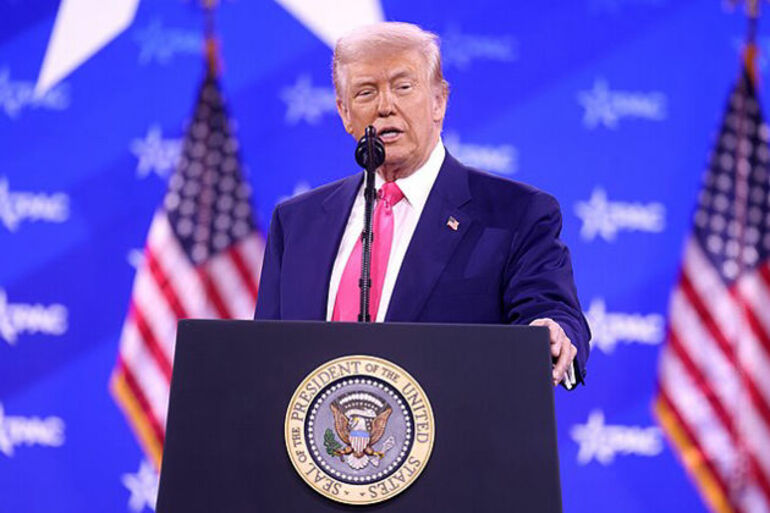 Trump defends use of 'Shylock,' citing ignorance of slur