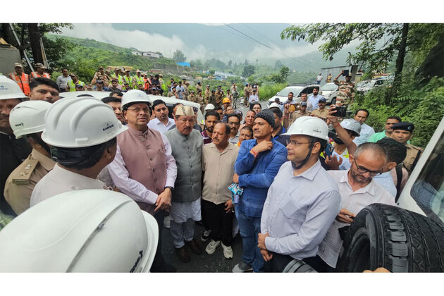 Uttarakhand CM Dhami reaches Tunnel accident site in Chamoli, monitors rescue operations