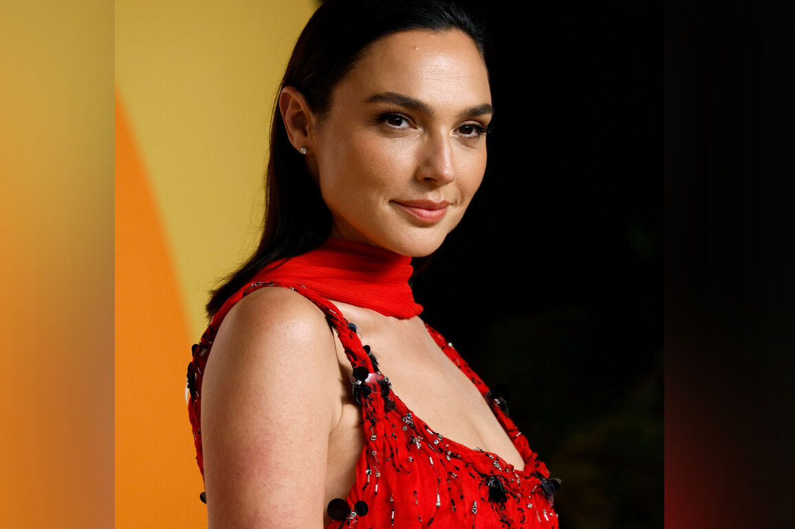 Gal Gadot recalls suffering "massive brain clot" while eight months pregnant with daughter