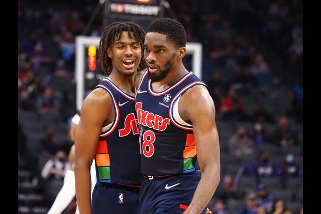 76ers reach end of taxing road trip, face NBA-best Warriors