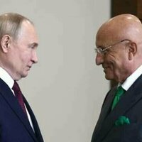 Sergey Karaganov: Russia must not fall into Trump's 'honey trap'