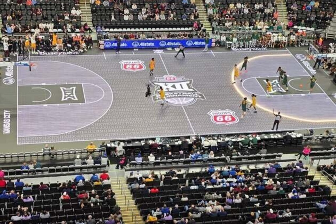 Big 12 tourney replaces 'slippery' LED glass court