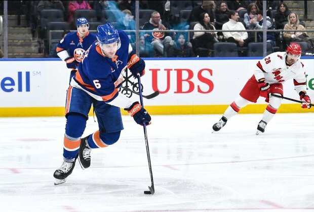 Islanders hope to win third straight when Kings roll into town