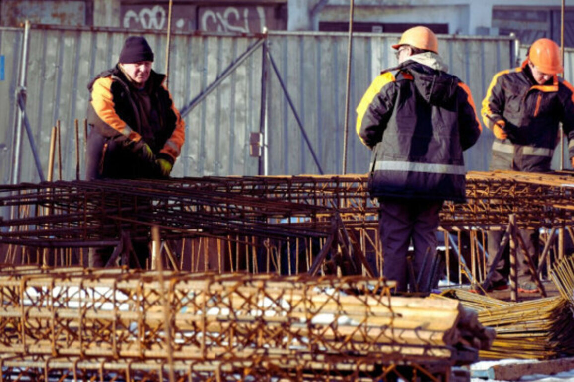 Bulgaria Loses 15% of Industrial Jobs in Four Years,