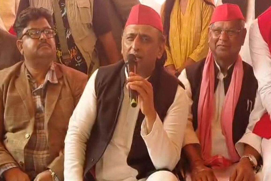 "Should have refrained, brings shame to country": Akhilesh Yadav criticises IYC's AI Summit protest
