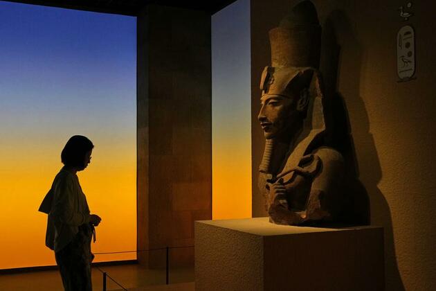 Cross-cultural exhibitions spark curiosity, draw crowds